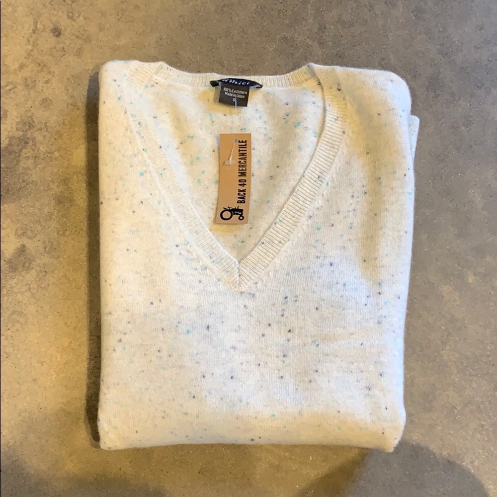 V Neck Cashmere Sweater
